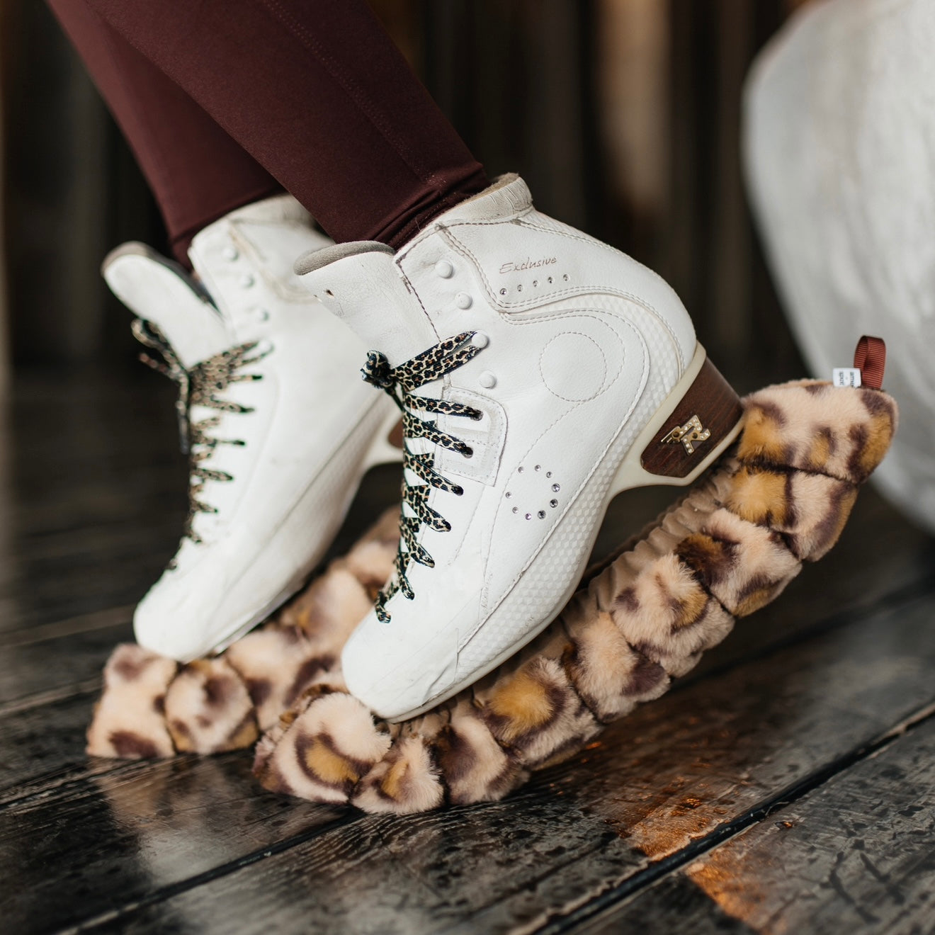 ウインタースポーツ Figure Skate shoes& blade B&W blade soakers | figure skating brand | AME spot