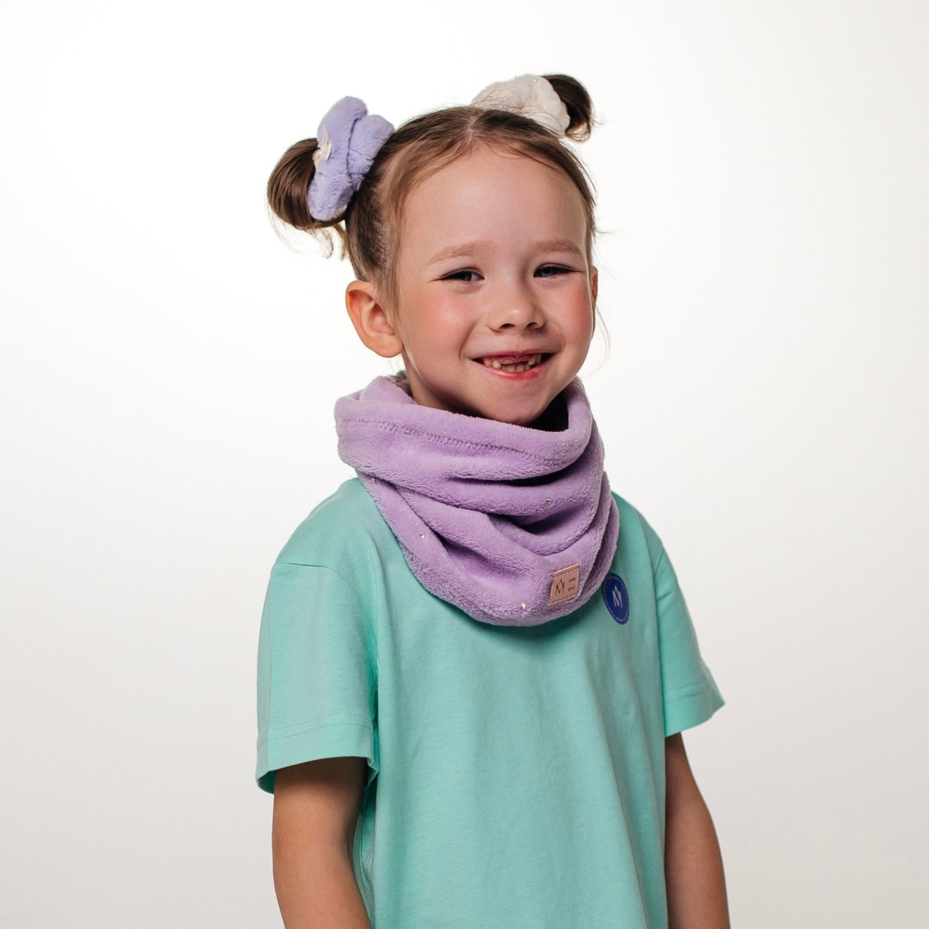I 💗 skating neck warmer with crystals