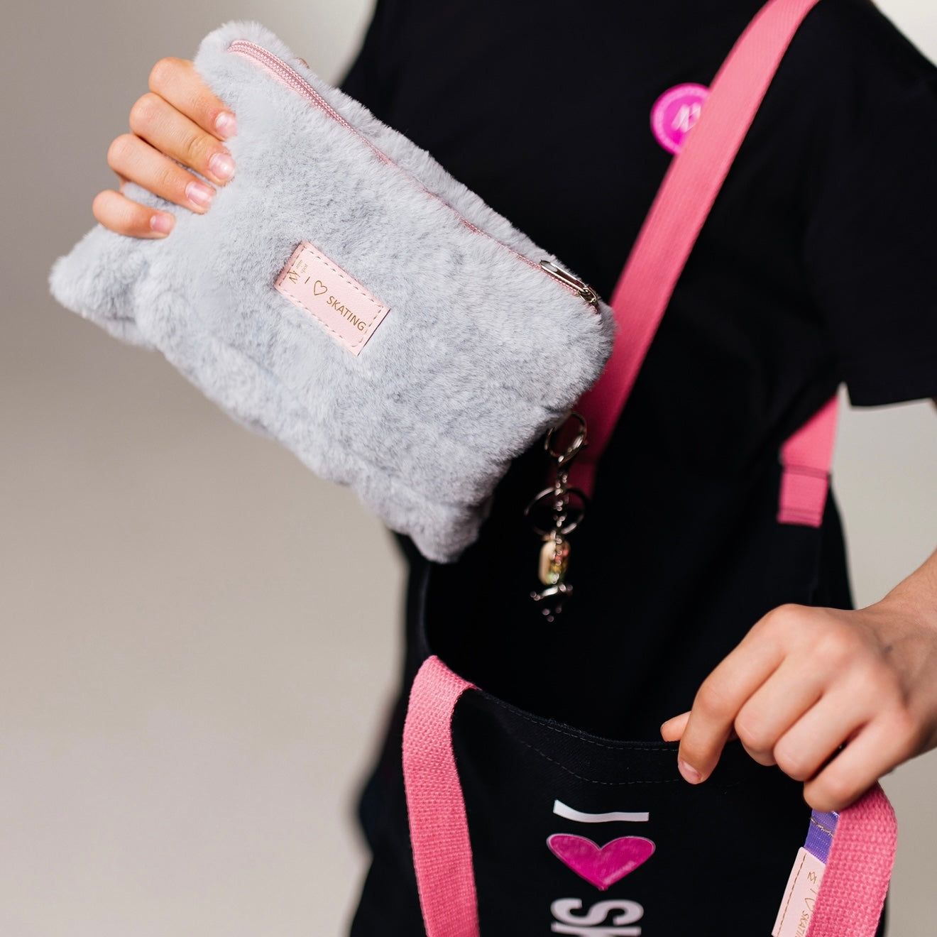 I 💗 skating pouch