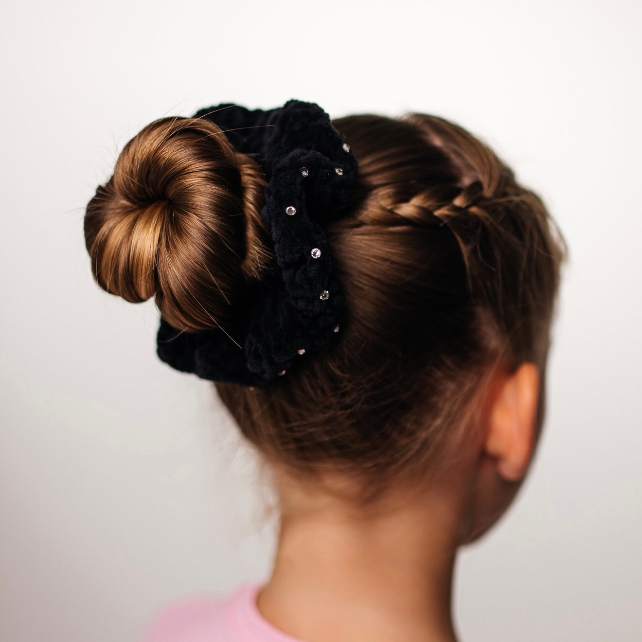 crochet scrunchie with crystals