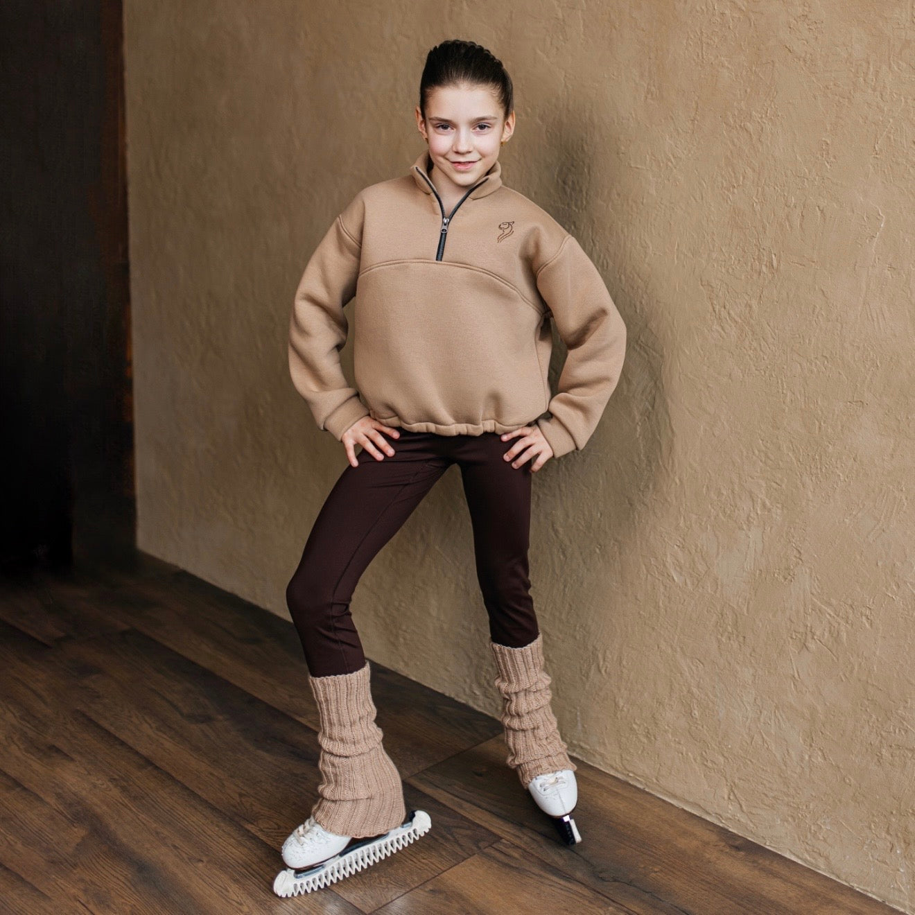 PRE-ORDER ame x NP leg warmers