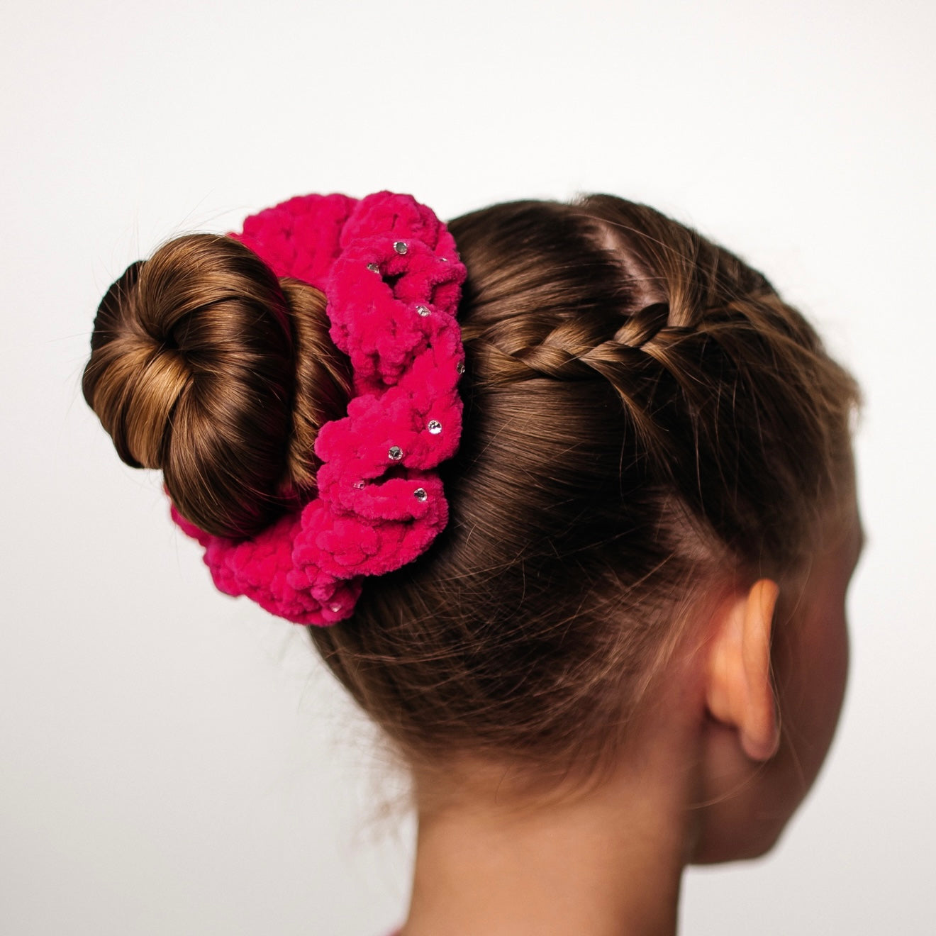 crochet scrunchie with crystals