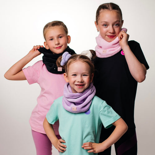 I 💗 skating neck warmer with crystals