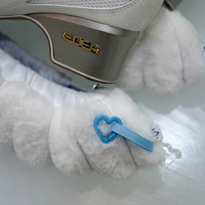 white blade soakers